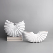 Hesla Resin Decoration White